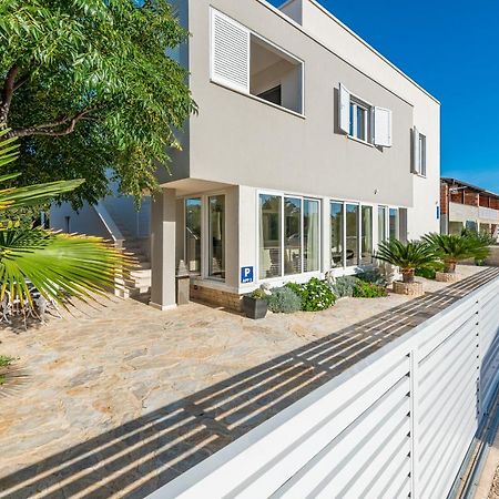 Apartament Hibiskus App2 Vir Zewnętrze zdjęcie