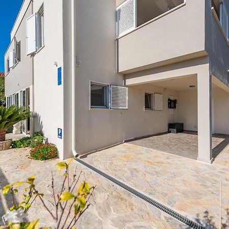 Apartament Hibiskus App2 Vir Zewnętrze zdjęcie