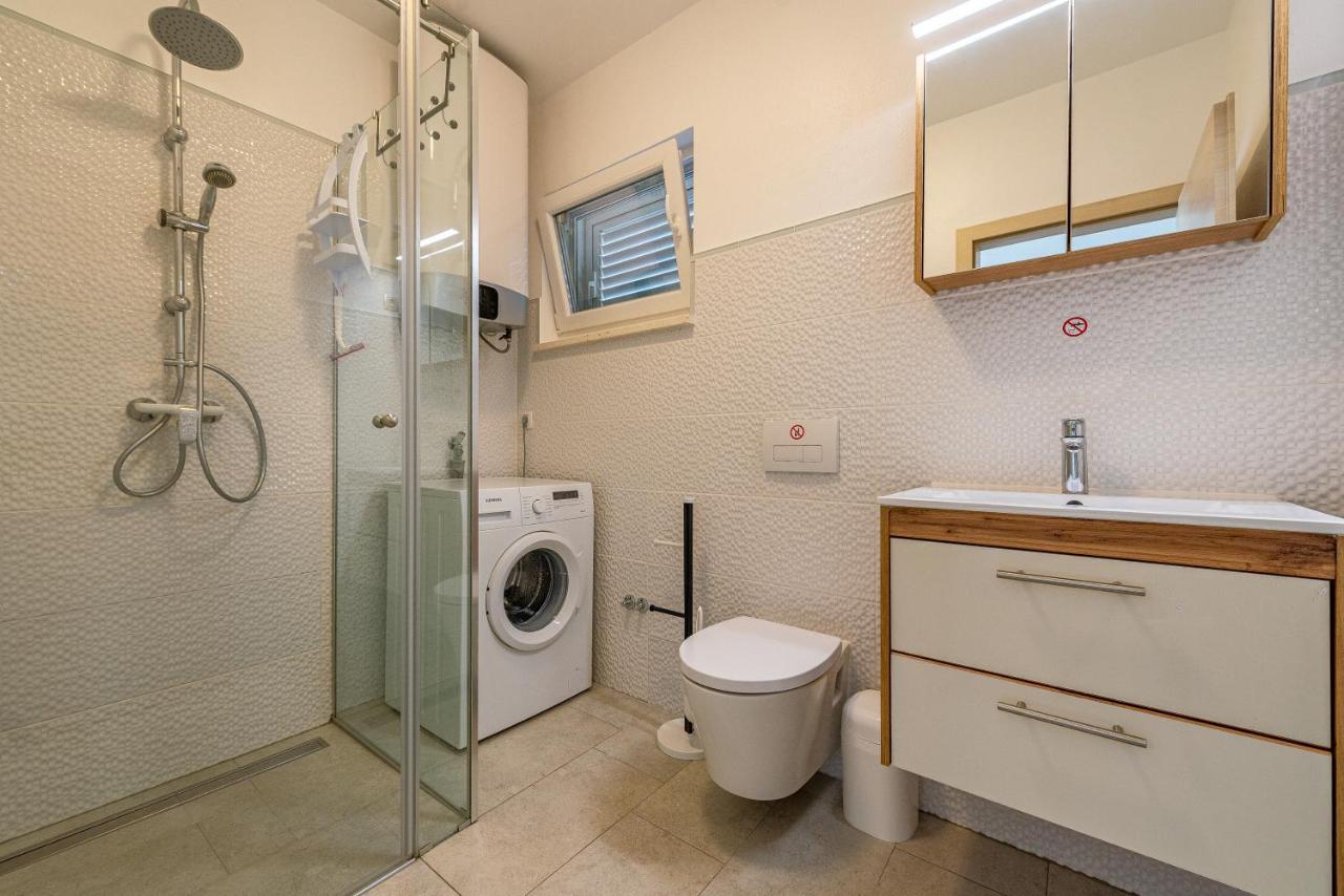Apartament Hibiskus App2 Vir Zewnętrze zdjęcie