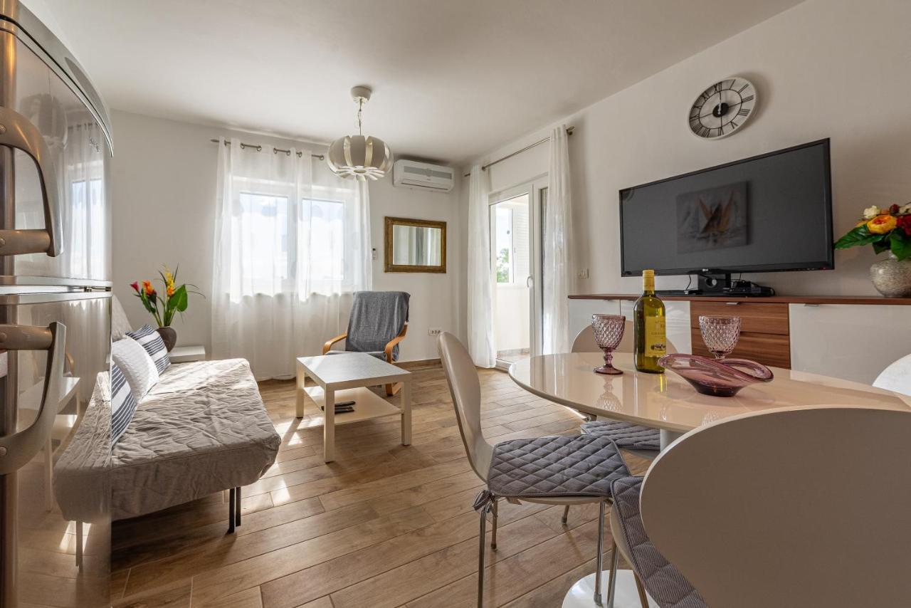 Apartament Hibiskus App2 Vir Zewnętrze zdjęcie