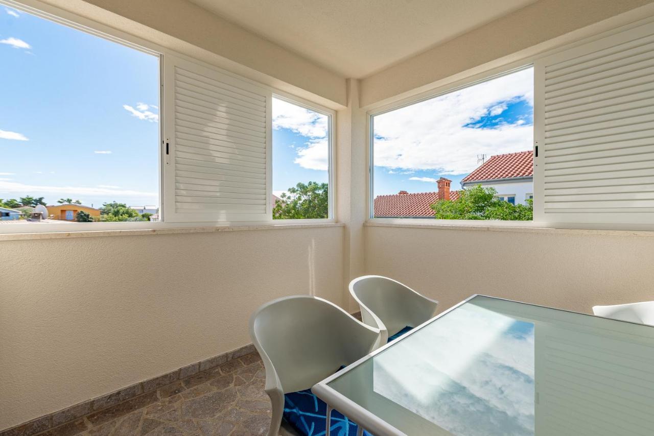 Apartament Hibiskus App2 Vir Zewnętrze zdjęcie